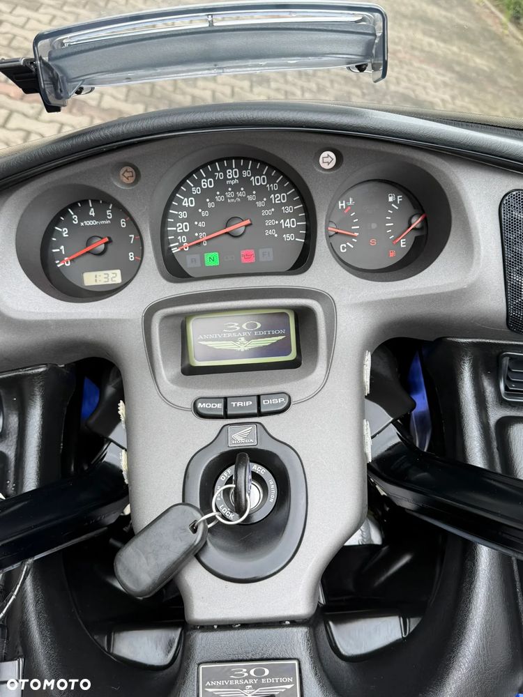 Honda GL - 4