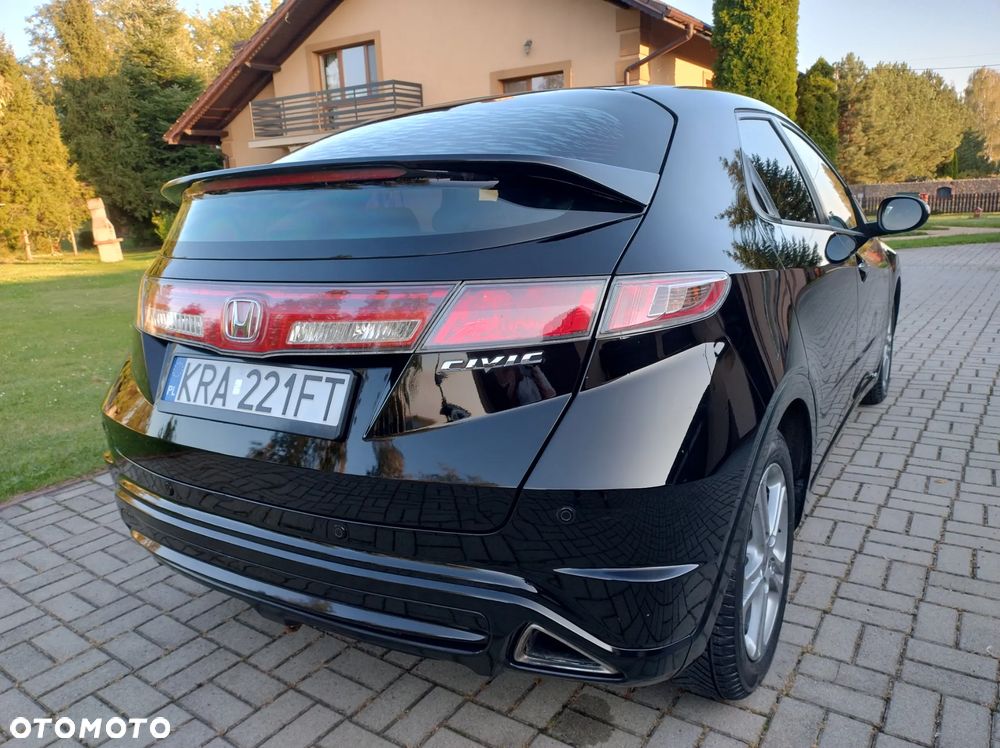 Honda Civic 1.8i-VTEC Executive - 8