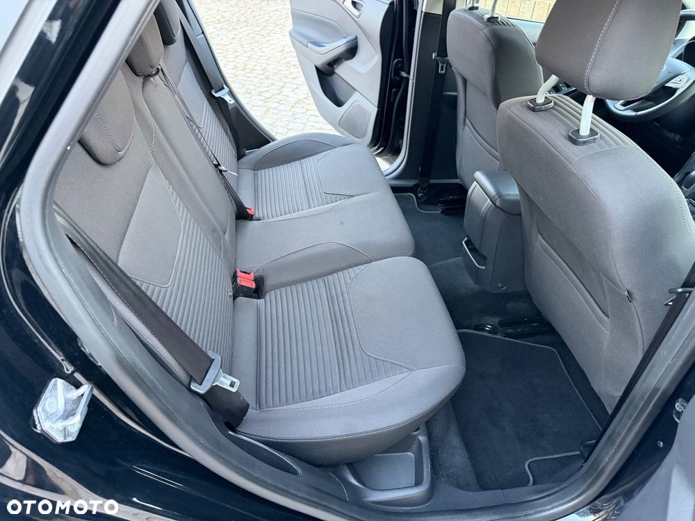 Ford Focus 1.0 EcoBoost Titanium Business - 17