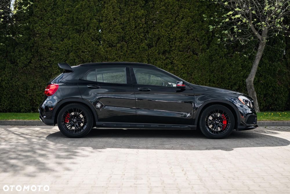 Mercedes-Benz GLA 45 AMG 4-Matic Edition 1 - 10