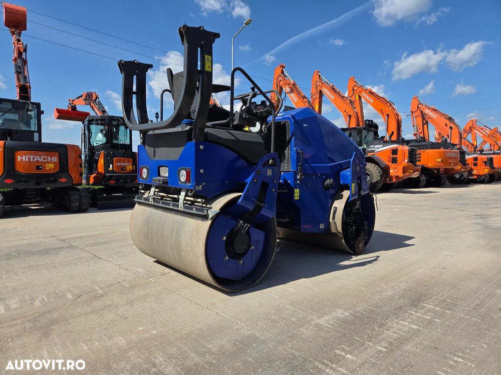 Ammann ARX45, 4,6tone, 2019, 1.444h, latime tambur 1,4m, motor Kubota 75CP, sistem stropire, sistem taiere asfalt, 2 joystickuri-FULL OPTION-posibilitate leasing 3 ani, rulat in Germania-STARE FOARTE BUNA-PROMOTIE 29.900 EUR+Tva - 5