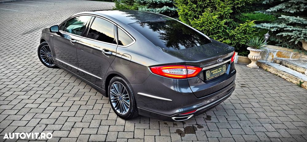 Ford Mondeo 2.0 HEV Vignale - 17