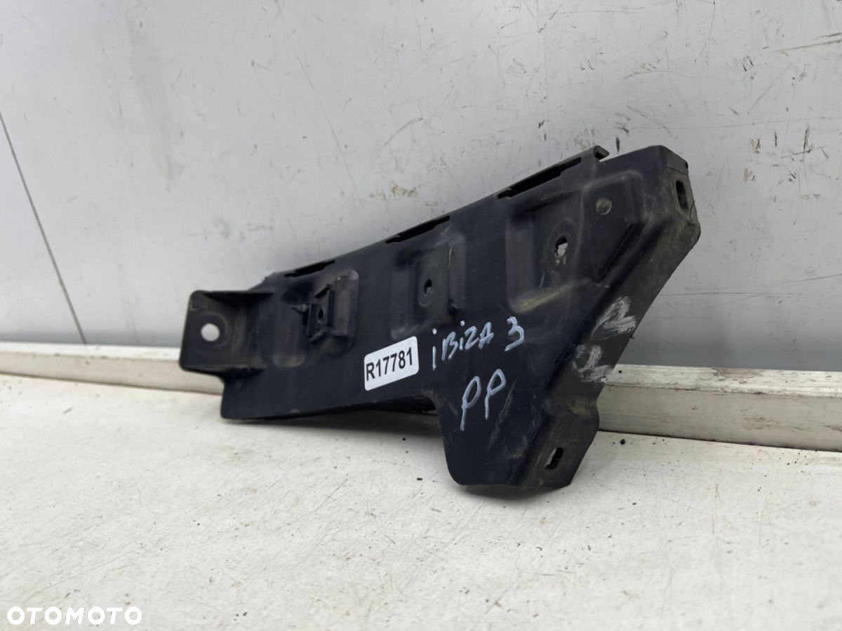 Ślizg Seat Ibiza 3 III 6L Cordoba II 02-08r. prawe przednie mocowanie wspornik uchwyt zderzaka - 3