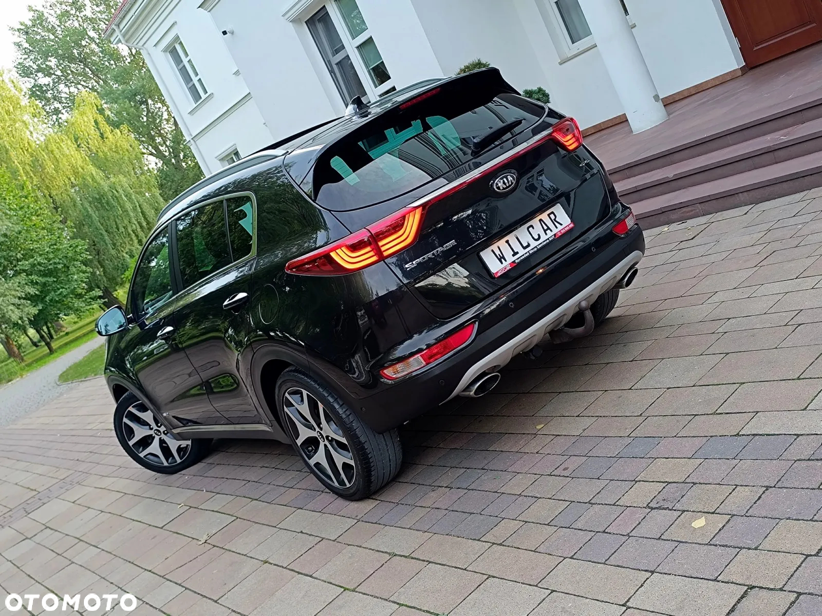 Kia Sportage 2.0 CRDI 4WD Automatik Dream-Team Edition - 3