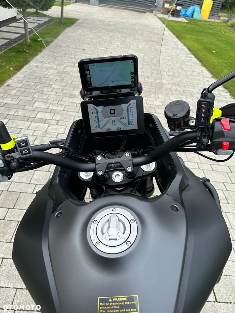 QJMOTOR SVT 650X - 9
