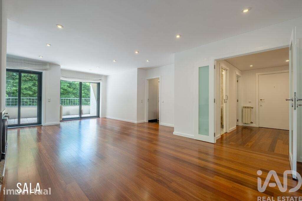Apartamento T4 em Aldoar, Foz Do Douro E Nevogilde de 148,00 m2 - Grande imagem: 2/28