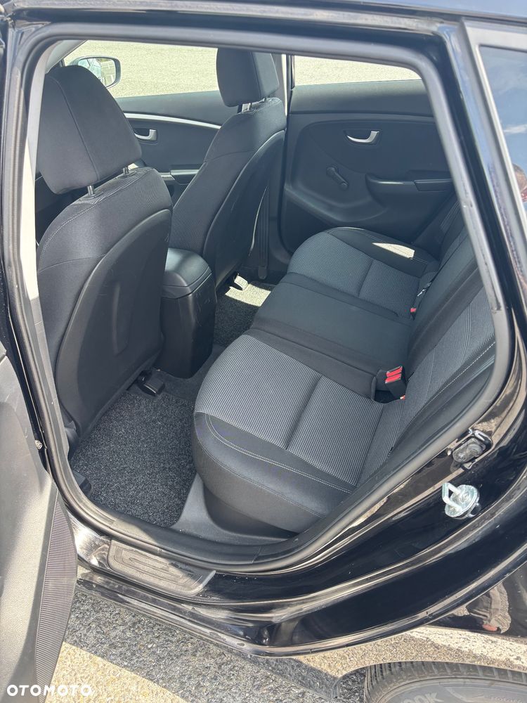 Hyundai i30 1.4 Classic - 11