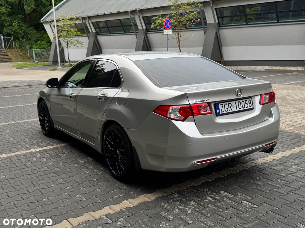 Honda Accord 2.0 Elegance - 10