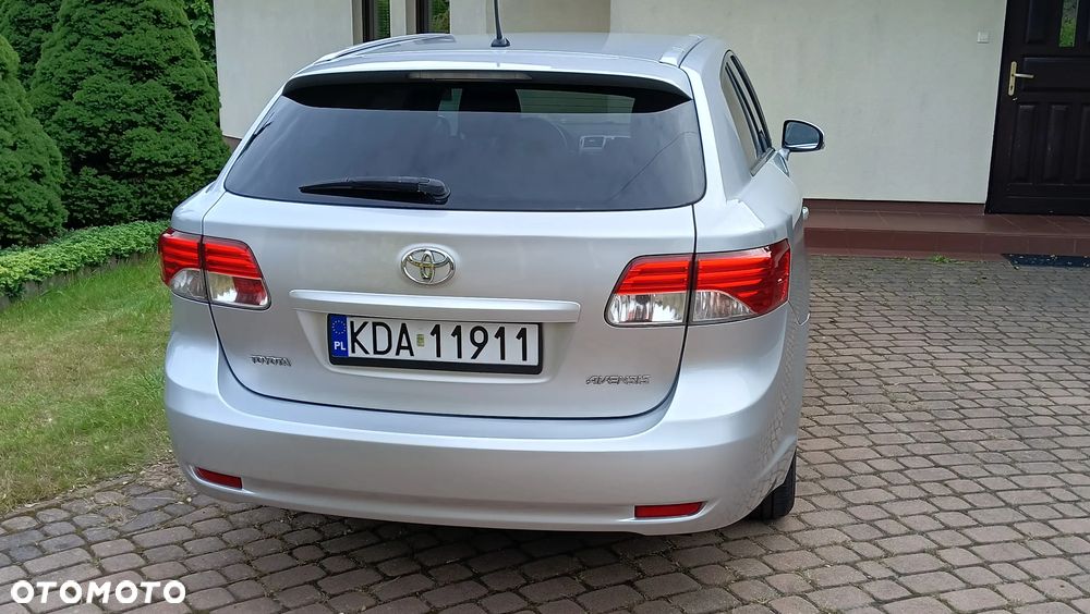 Toyota Avensis Touring Sports 1.8 Multidrive S Executive - 5