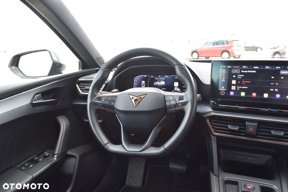 Cupra Leon 1.5 eTSI mHEV DSG - 11