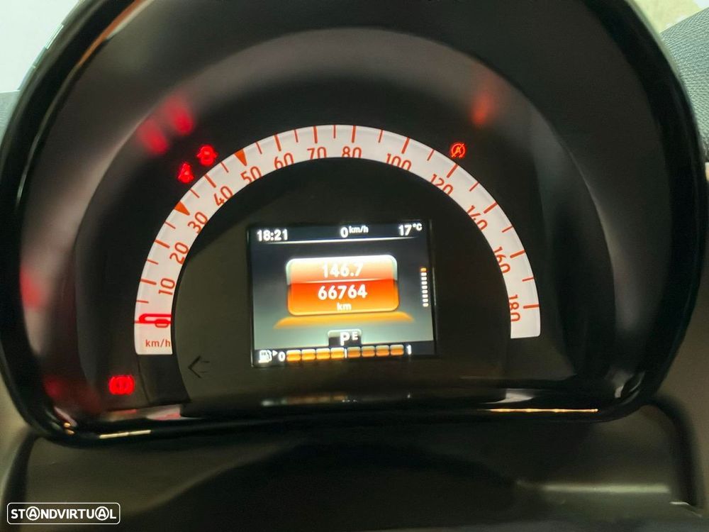 Smart ForTwo Coupé 1.0 71 Aut. - 10