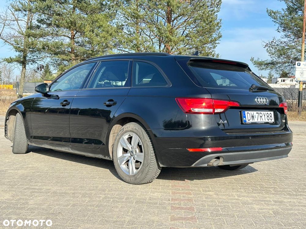 Audi A4 Avant 35 TDI S tronic - 4