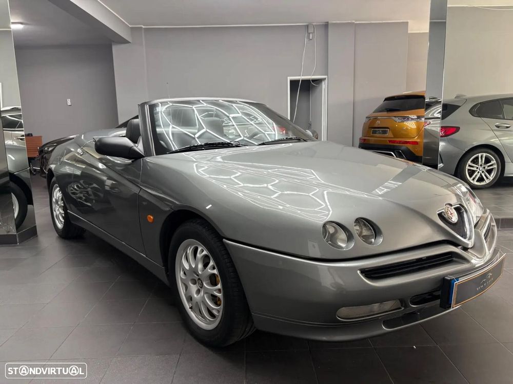 Alfa Romeo Spider 1.8 TS - 2