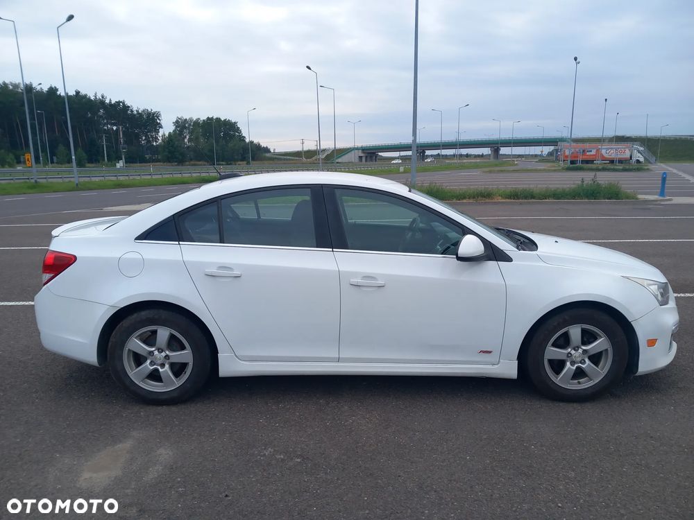 Chevrolet Cruze - 5