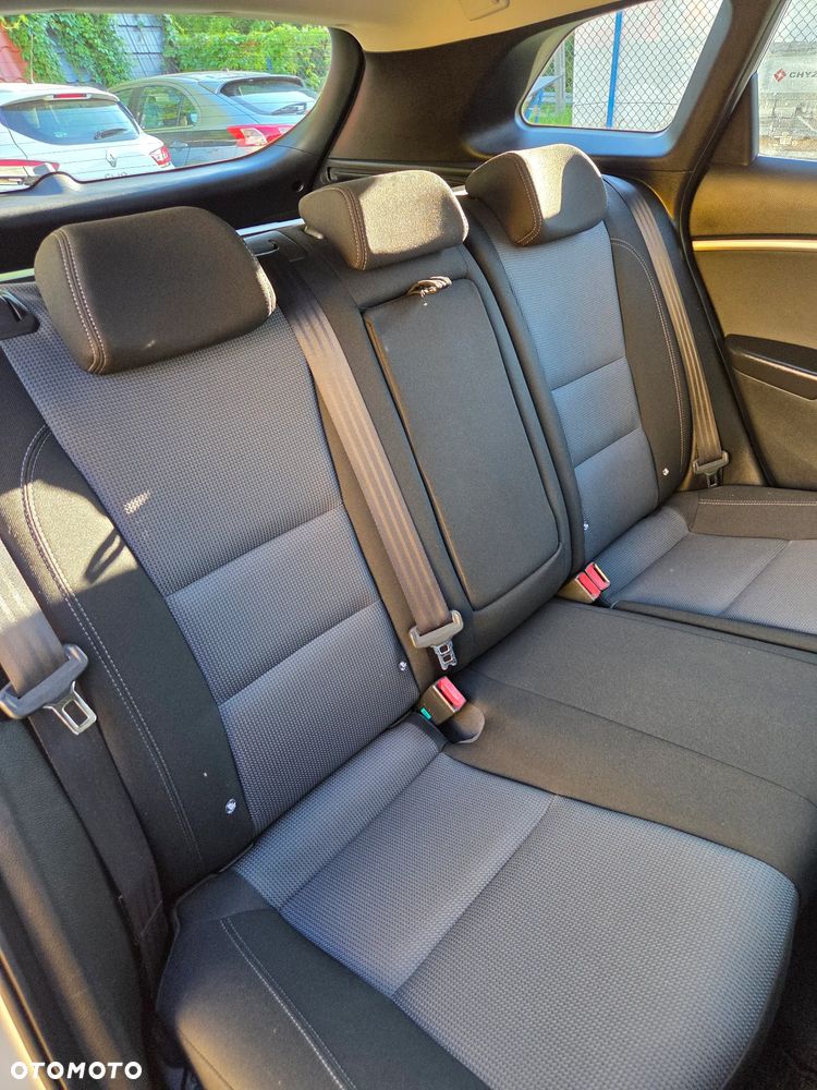Hyundai i30 1.6 Premium - 21