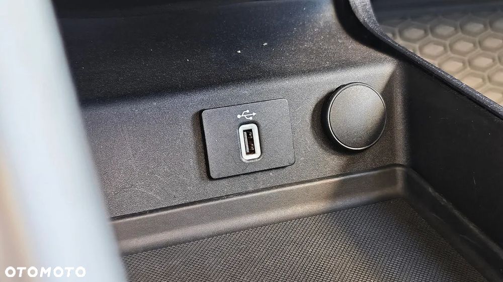 Ford Fusion 2.0 EcoBoost Titanium - 29