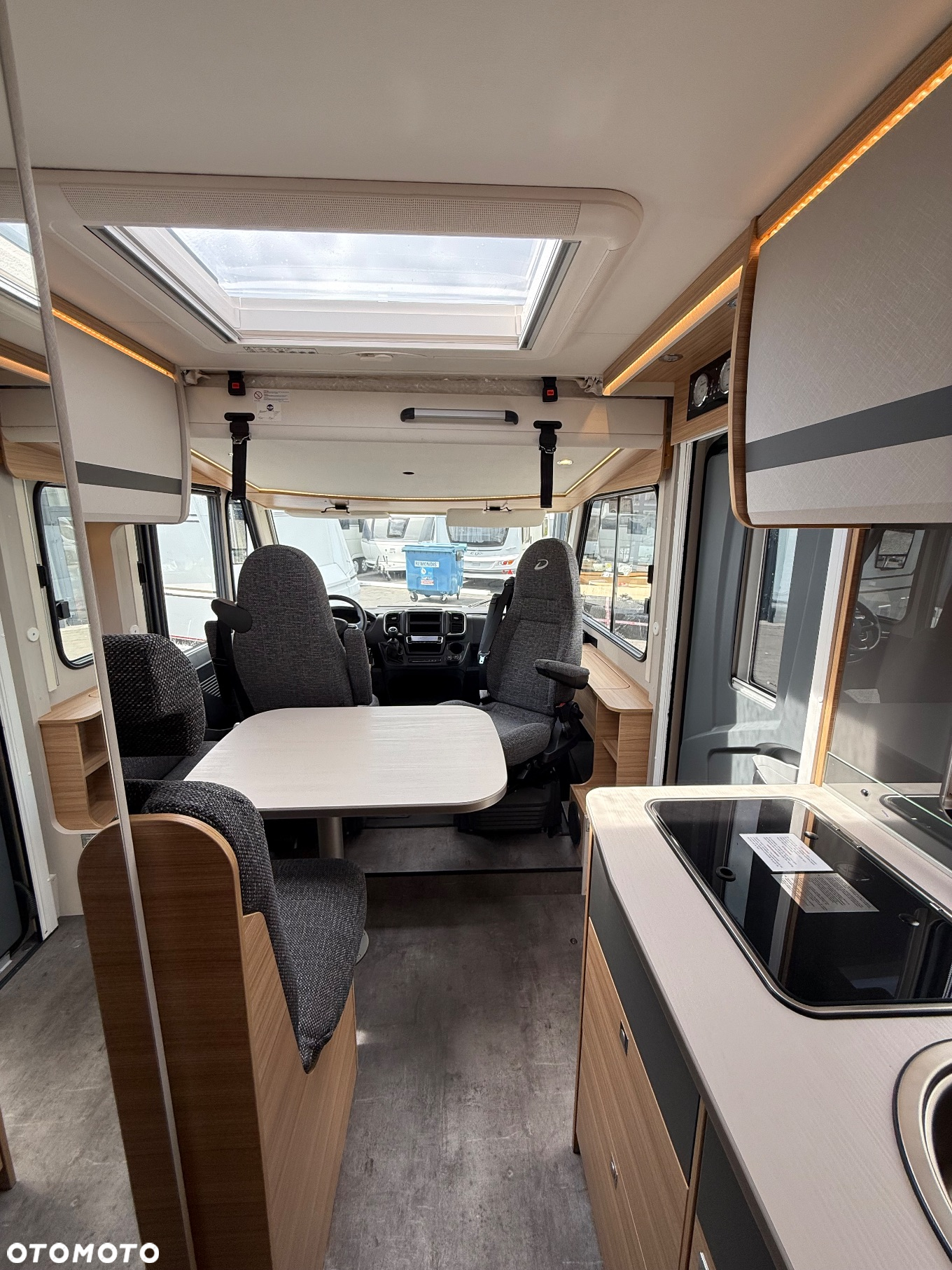 Dethleffs Globebus I60 - 16