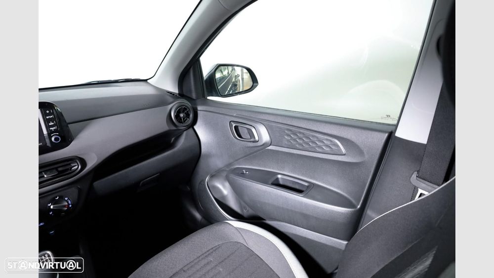 Hyundai i10 1.0 Comfort (TT) — fotografia 19