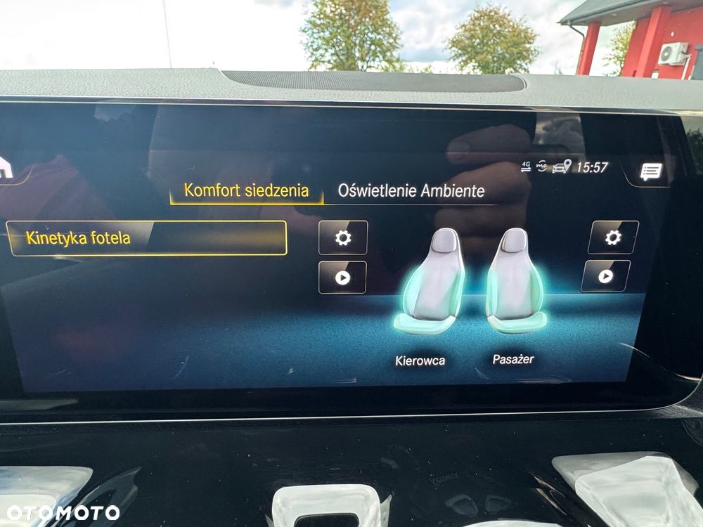 Mercedes-Benz GLA - 21