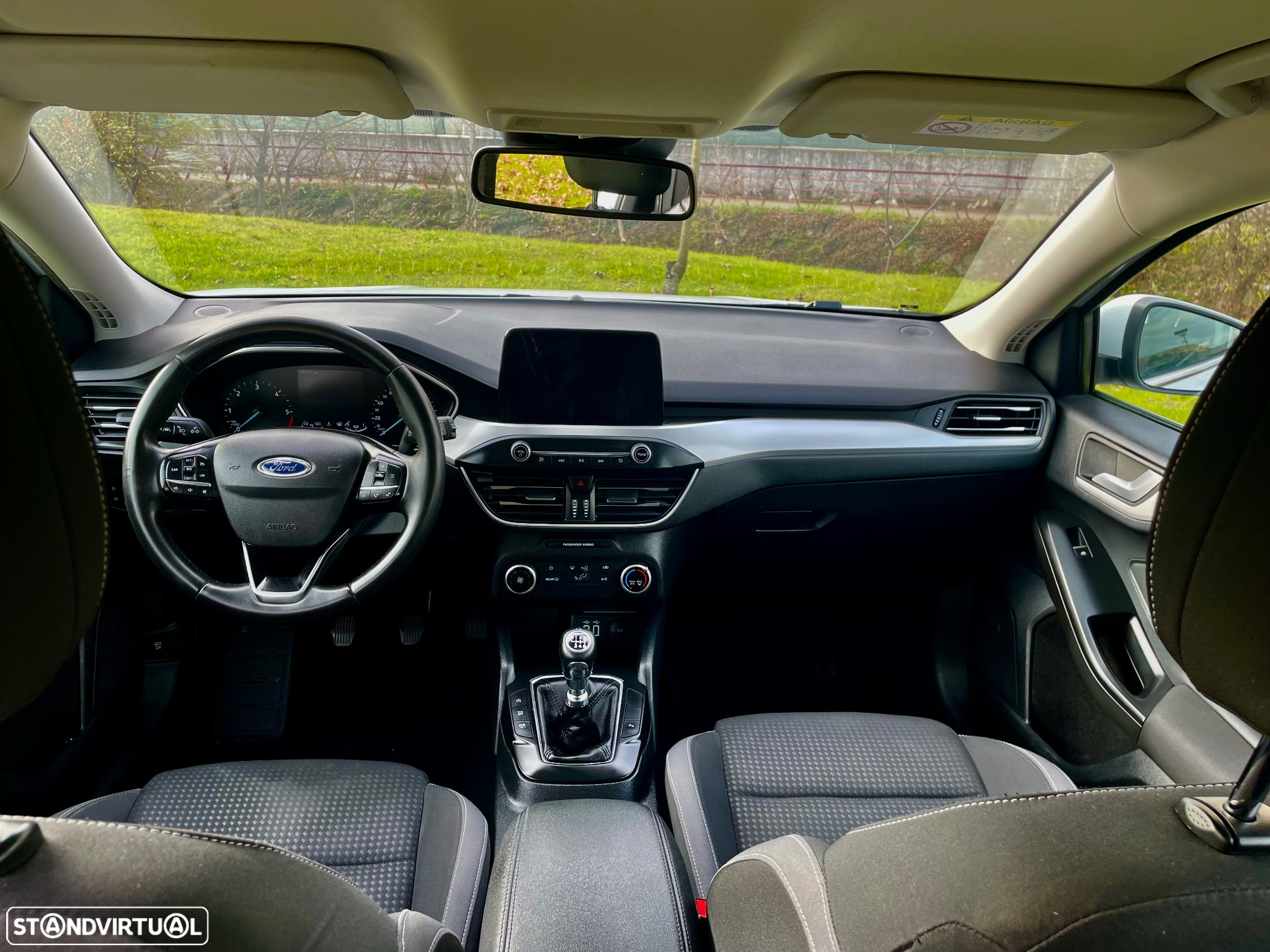 Ford Focus SW 1.5 TDCi EcoBlue Connected - 18