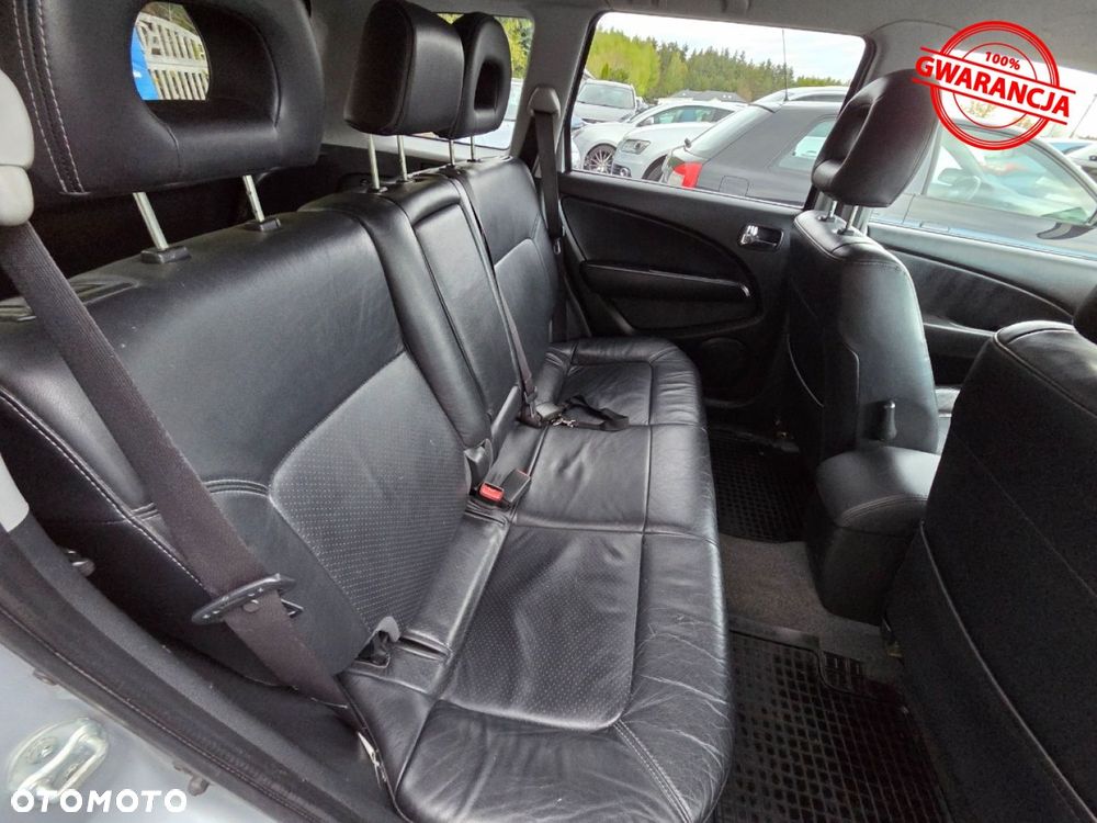 Mitsubishi Outlander - 16
