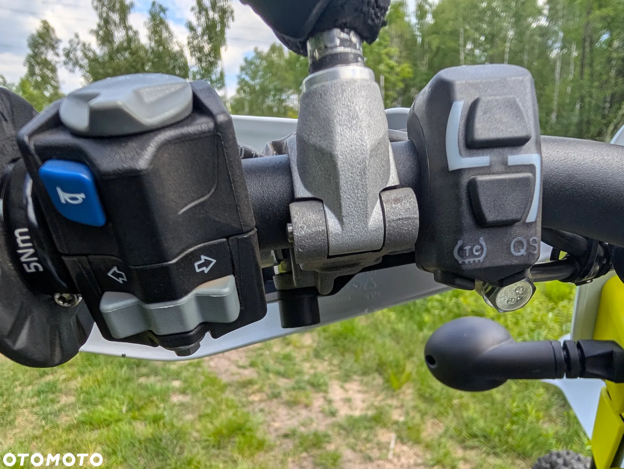 Husqvarna FE - 4