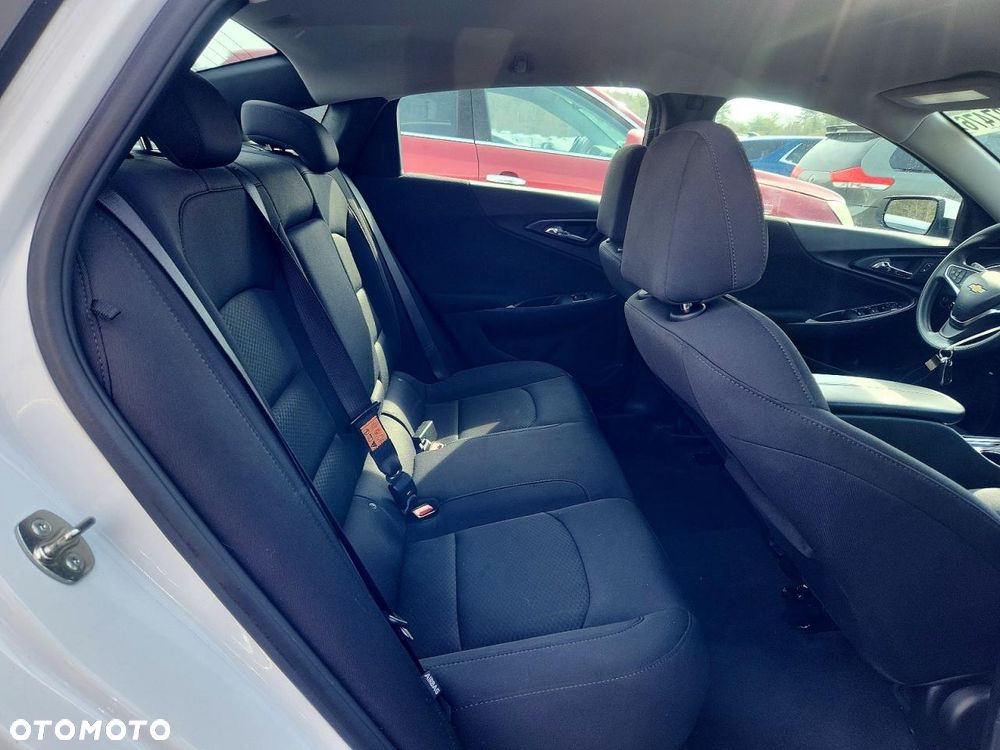 Chevrolet Malibu - 11