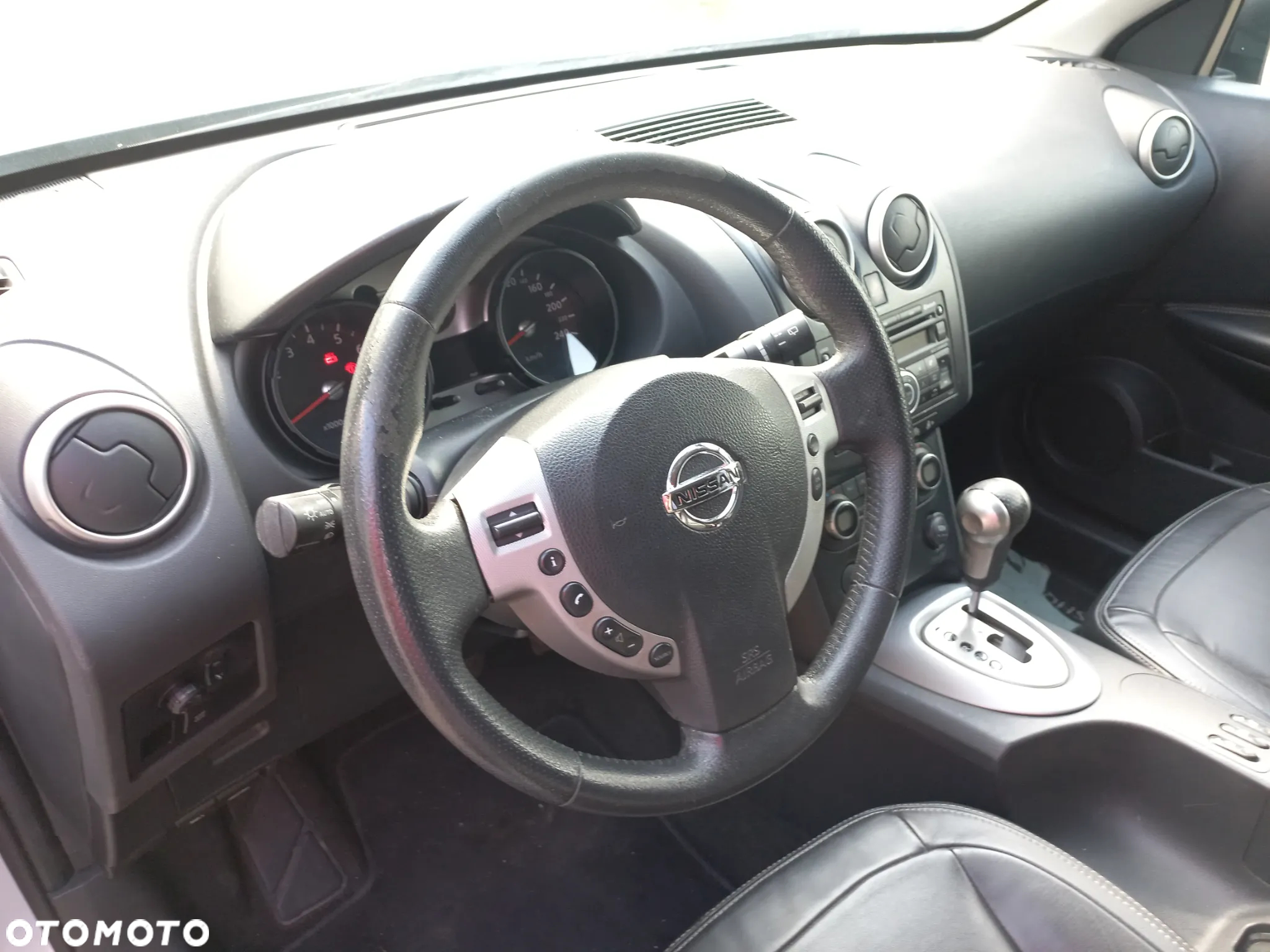 Nissan Qashqai - 12