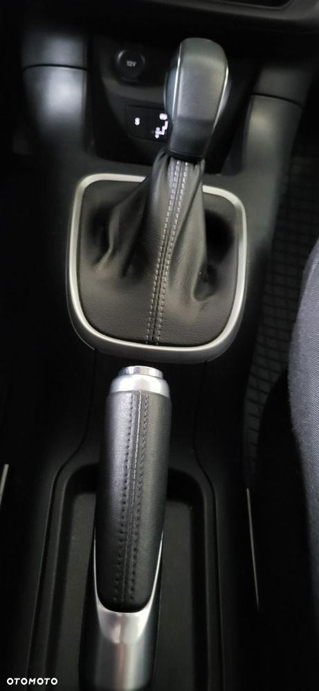 Citroën C3 Pure Tech 110 S&S EAT6 MAX - 20