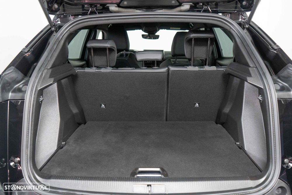 Peugeot 2008 1.2 PureTech GT EAT8 - 13