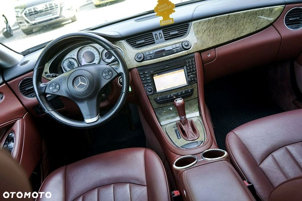 Mercedes-Benz CLS - 28