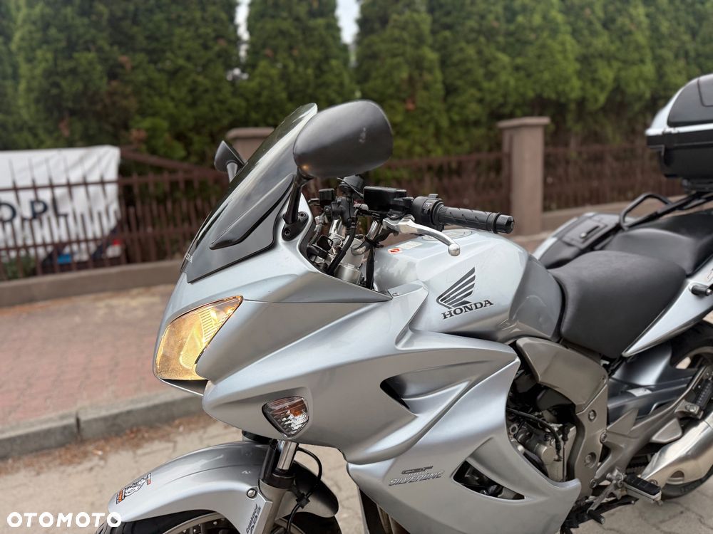 Honda CBF - 16
