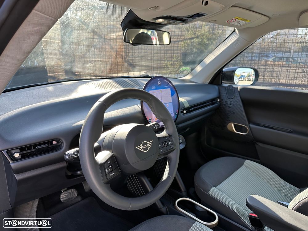 MINI 3 Portas Cooper E Essential - 6