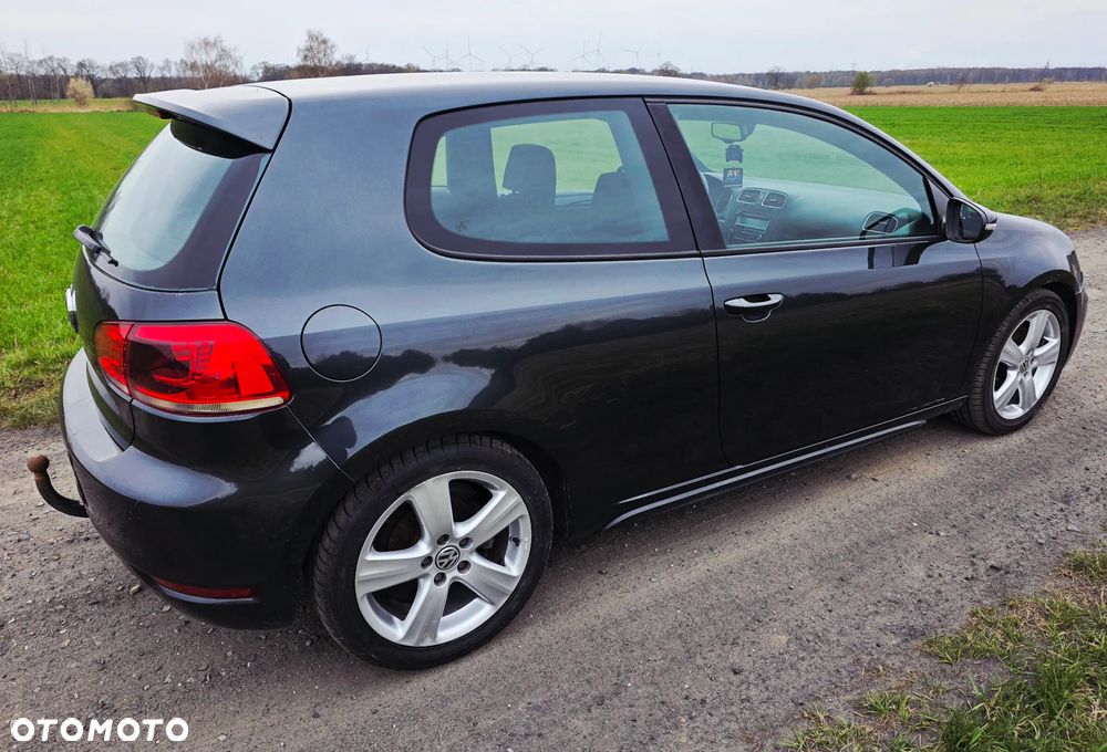 Volkswagen Golf - 12