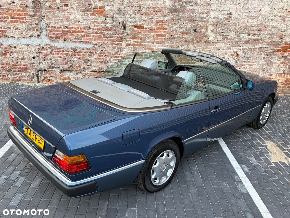 Mercedes-Benz W124 1992 photo 4