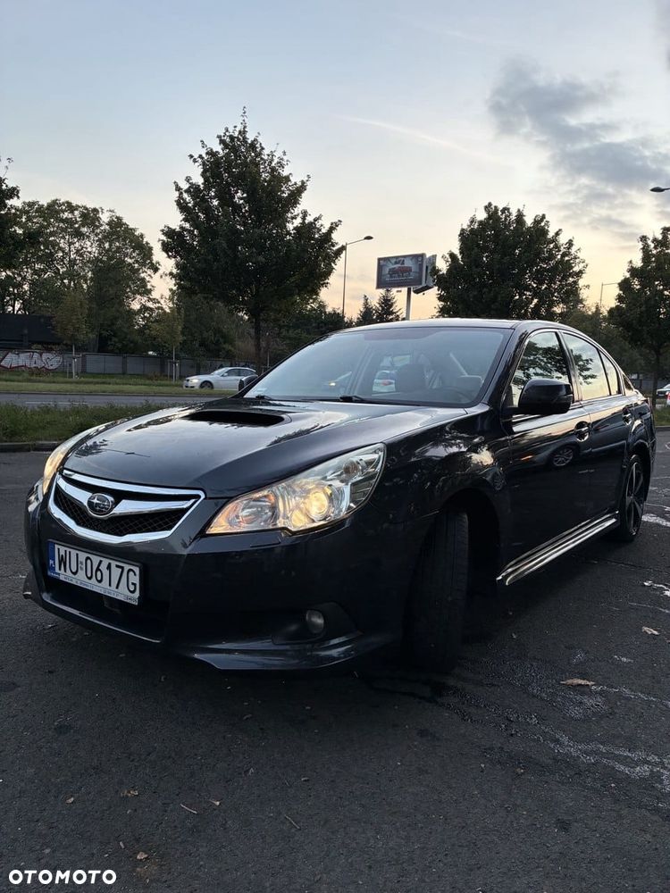 Subaru Legacy - 1