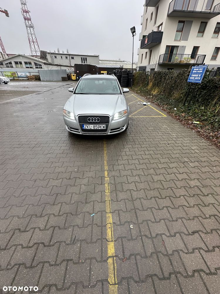 Audi A4 Avant 2.0 TDI - 9
