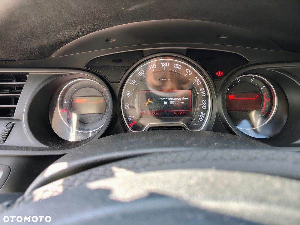 Citroën C5 2.0i 16V Exclusive - 29