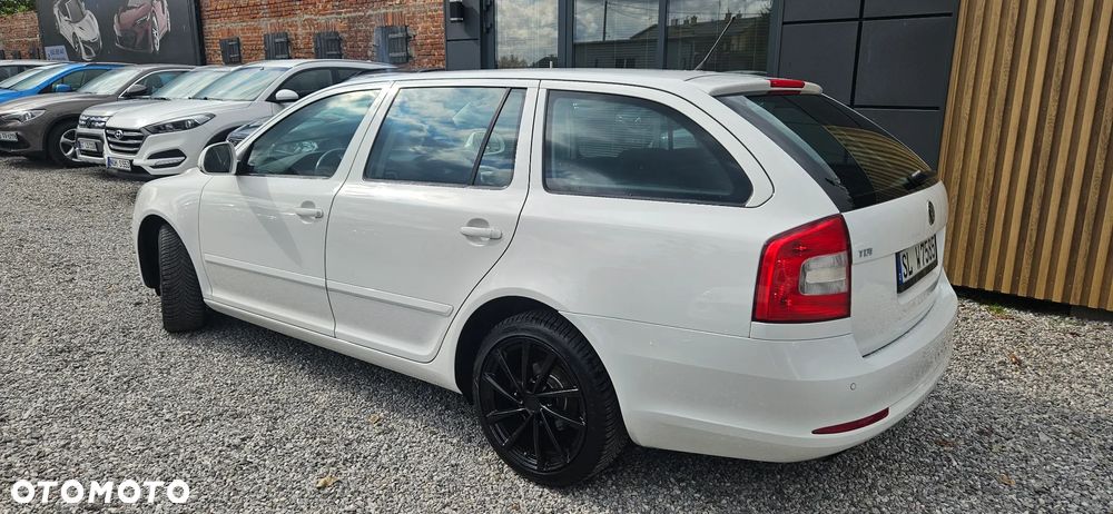Skoda Octavia 1.6 TDI Ambition - 8