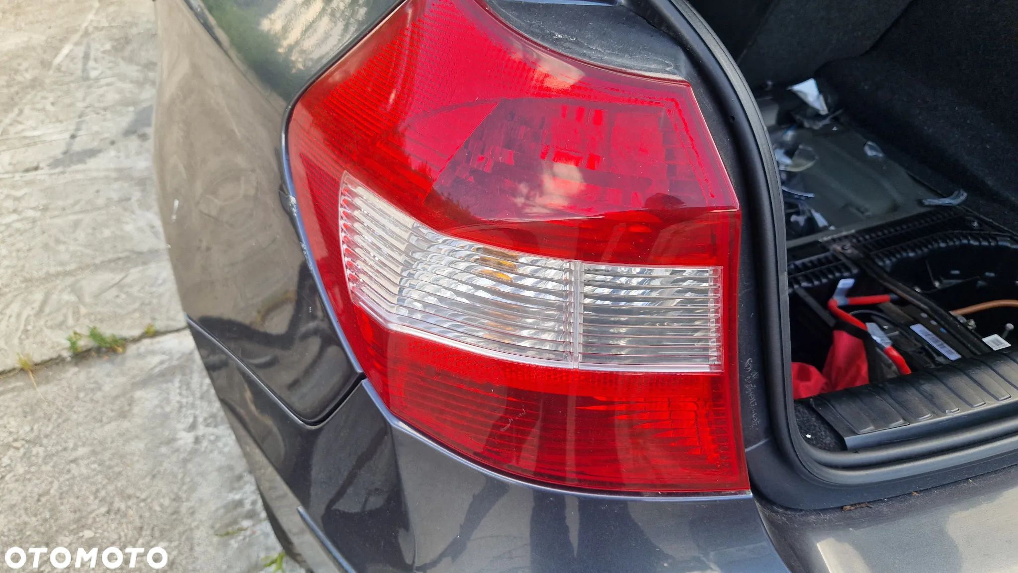 BMW 1 E87 LAMPA TYŁ LEWA - 1