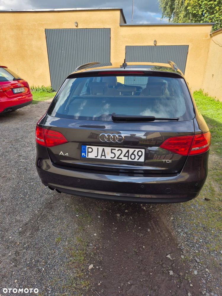 Audi A4 Avant - 13