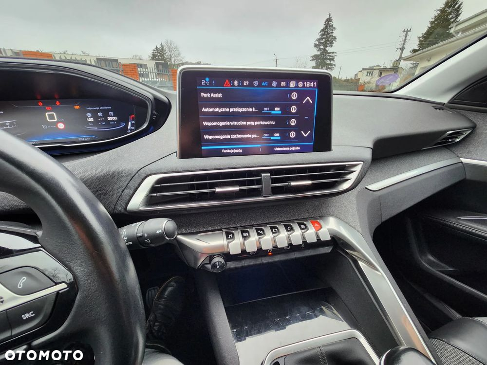 Peugeot 5008 1.2 PureTech Allure S&S - 32