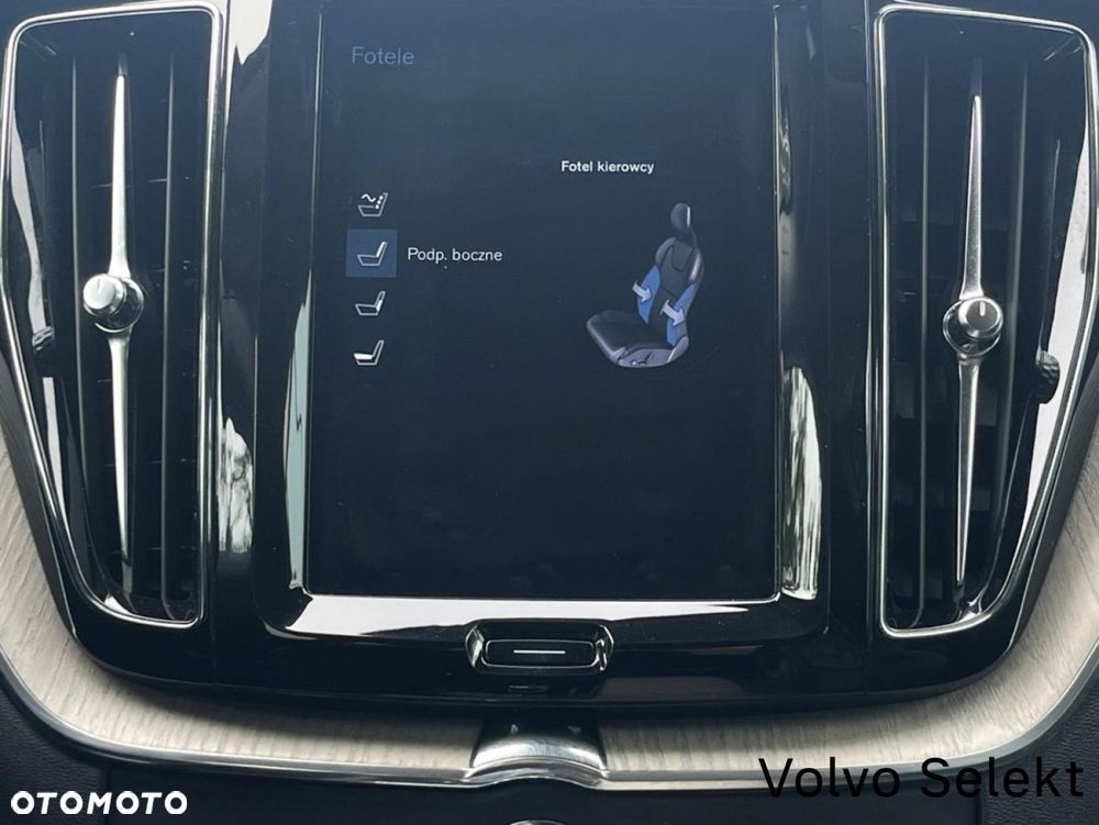 Volvo XC 60 - 25