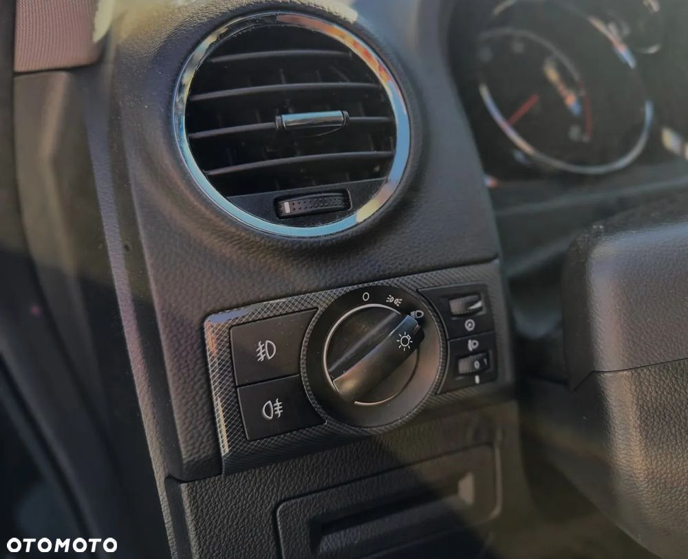 Opel Antara 2.2 CDTI Active 2x4 - 12