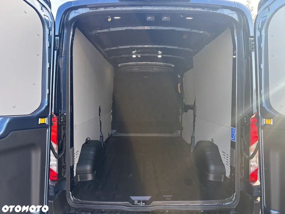 Ford Transit - 8