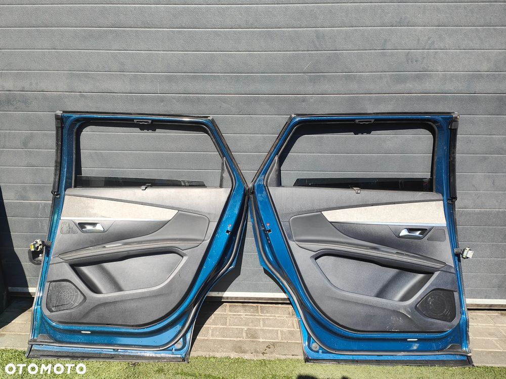 Peugeot 5008 drzwi  lewy tył tylne ESY - 4