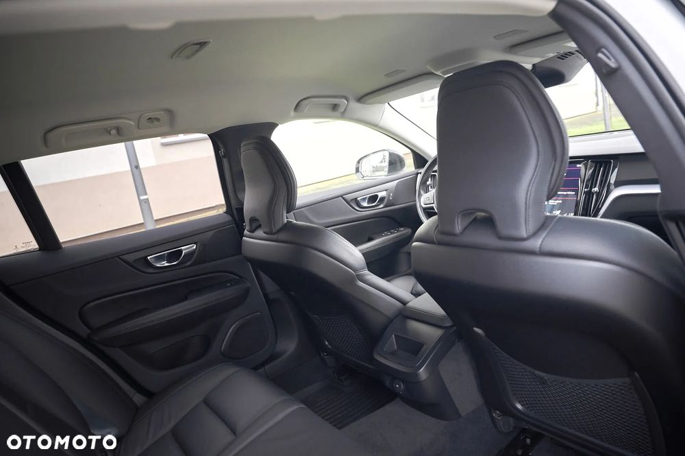 Volvo V60 - 35