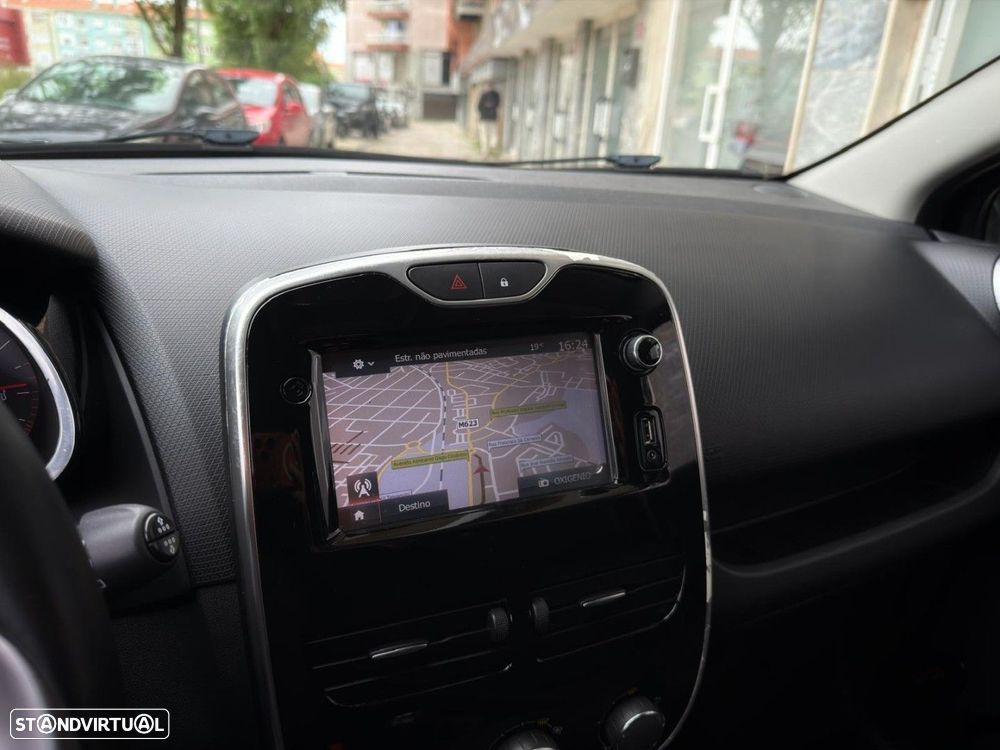Renault Clio 0.9 TCe Limited - 19