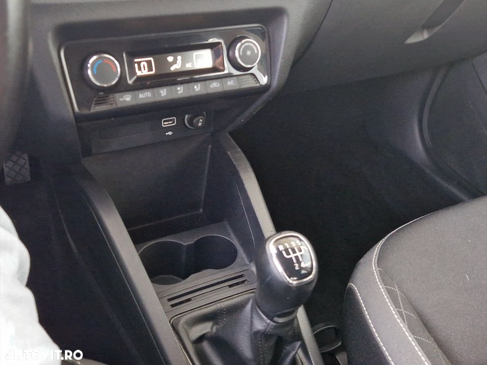 Skoda Fabia - 18