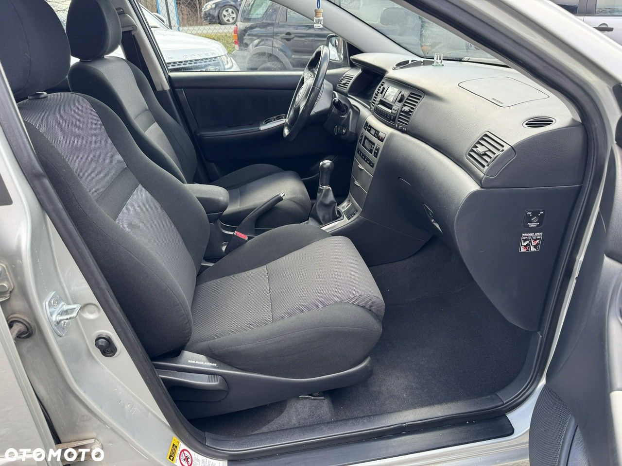 Toyota Corolla - 5